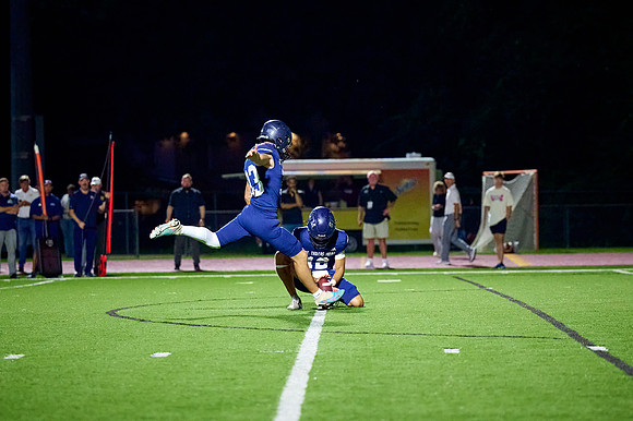 25_STM_V_Neville_20250927_pic_JC_09214